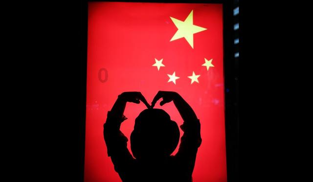 想买一部手机，哪个牌子的好呢？华为荣耀怎么样